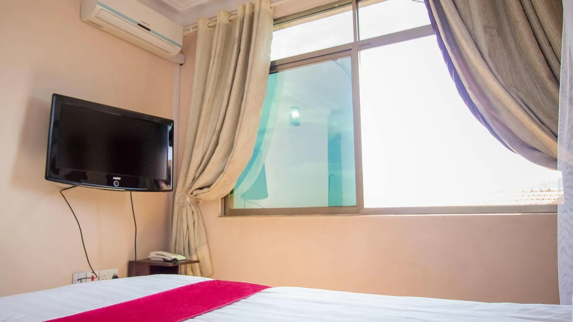 Eight Winx Hotel Kampala 3*,  Uganda